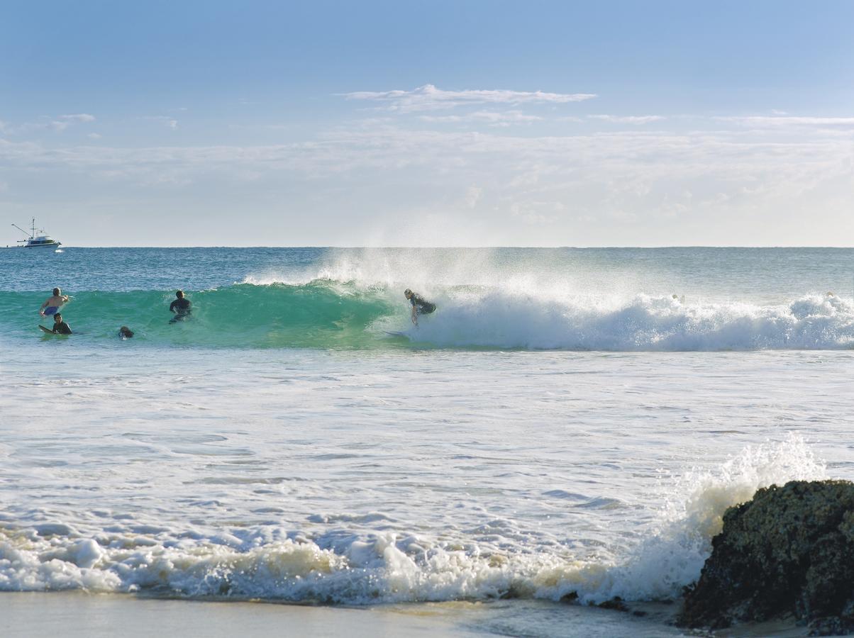 Iconic Kirra Beach Resort Gold Coast Exterior photo