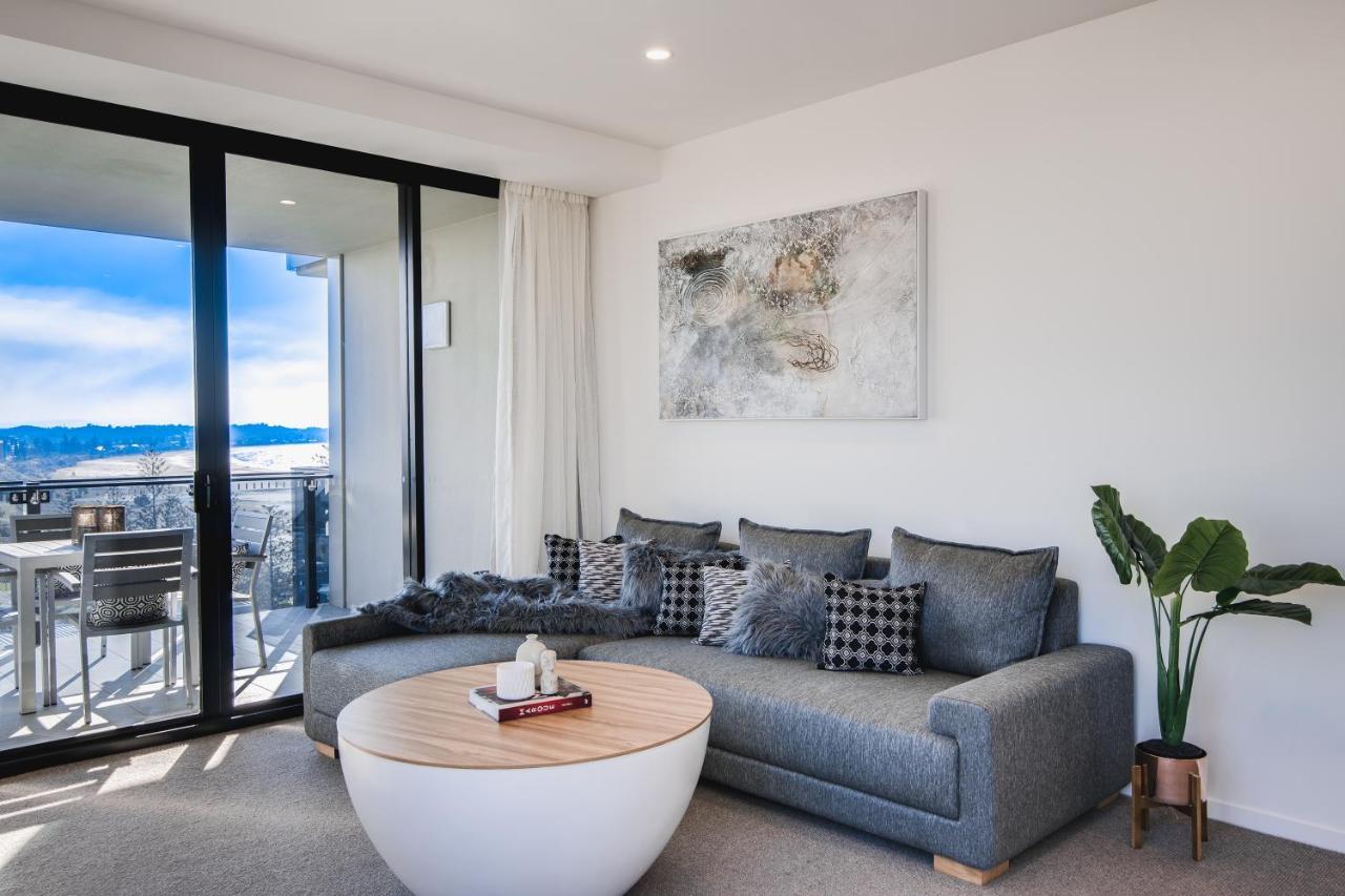 Iconic Kirra Beach Resort Gold Coast Exterior photo